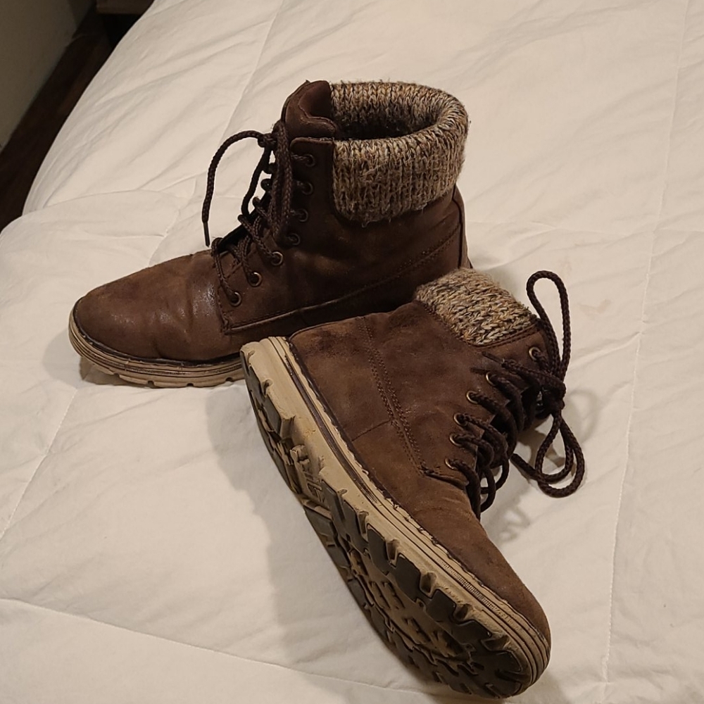 Cliffs Booties